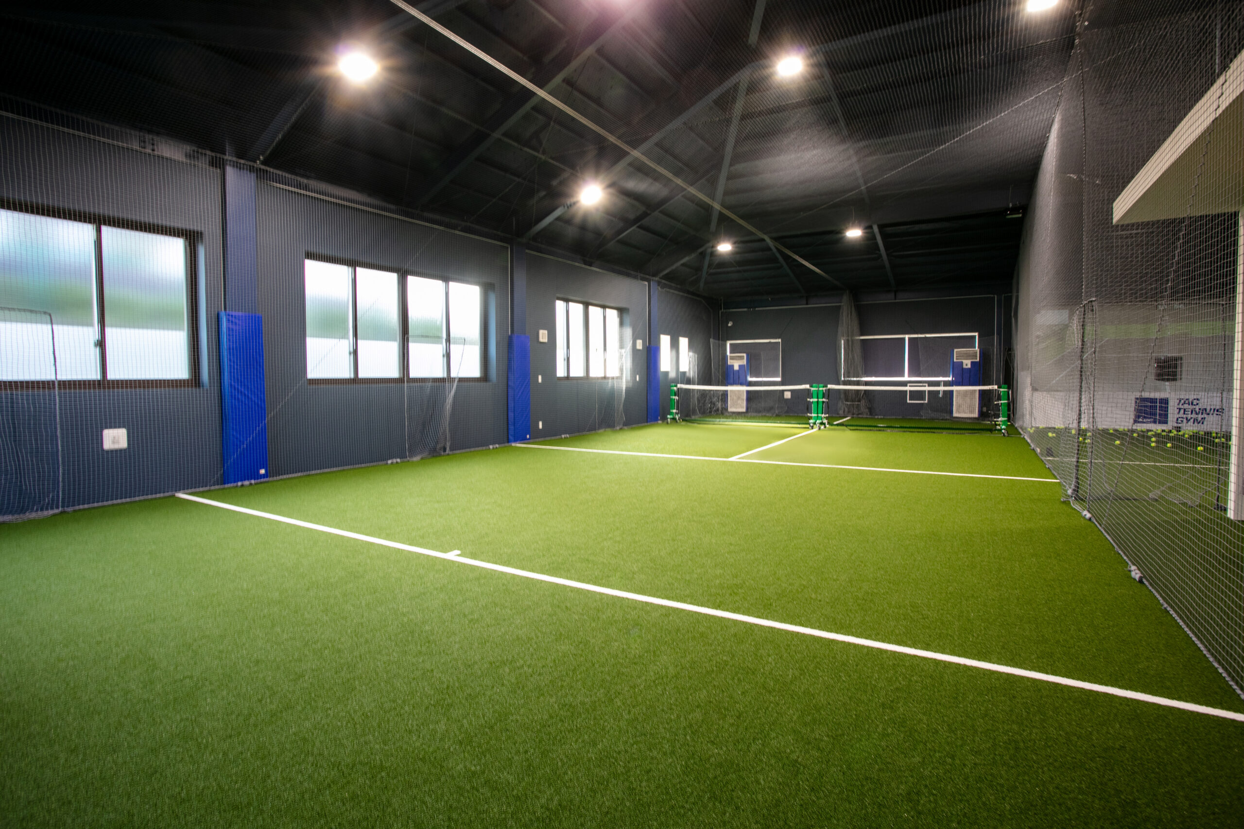 インドアコート